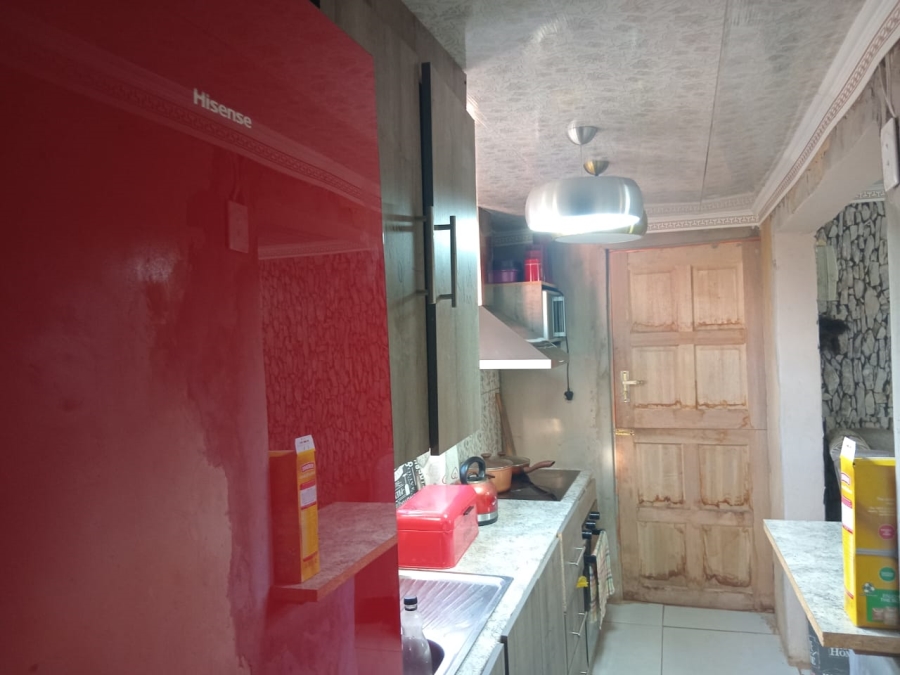 2 Bedroom Property for Sale in Kwa Nobuhle Eastern Cape